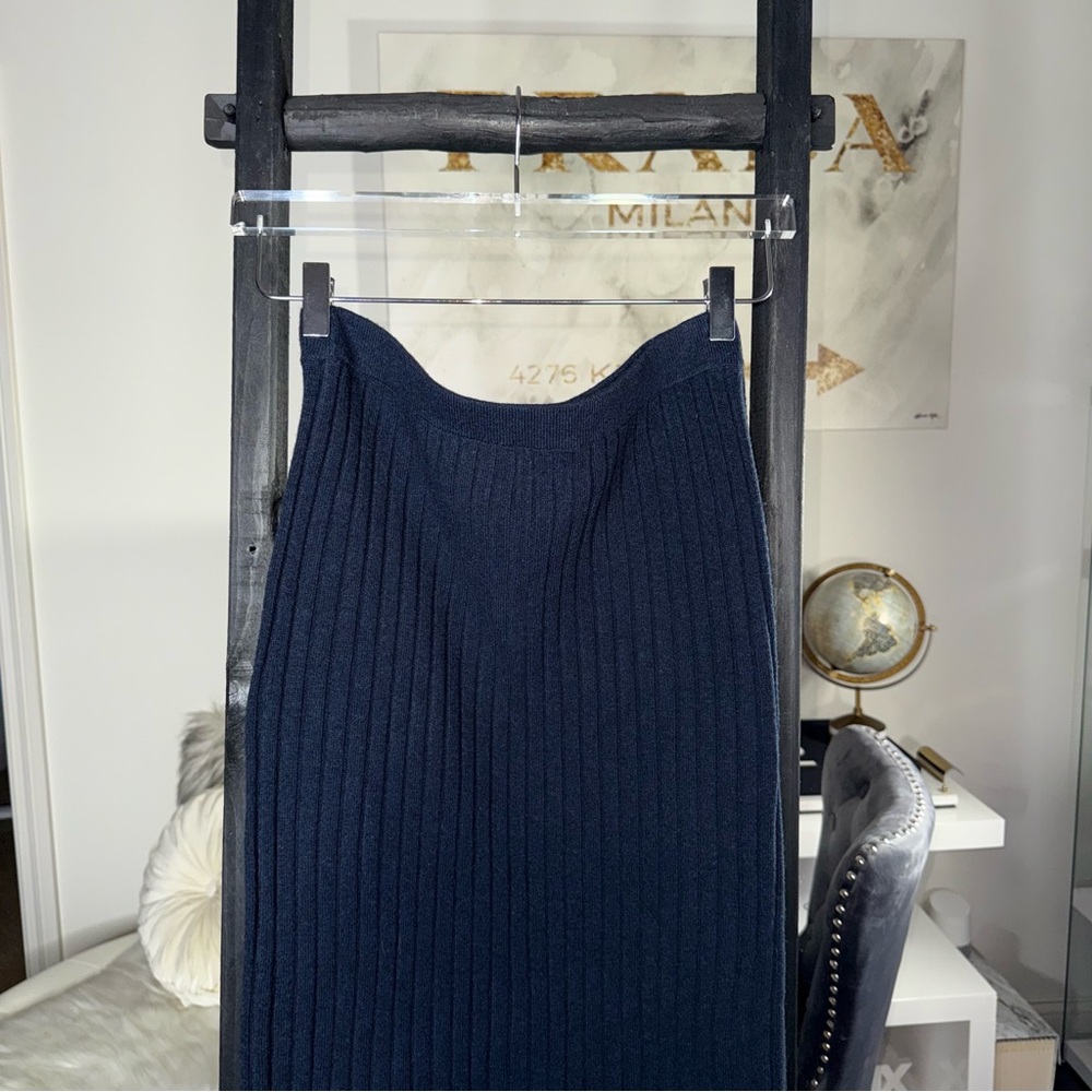 Club Monaco Navy Ribbed Knit Wool Midi Skirt Italian Yarn Womens Small New $150 - Picture 6 of 11